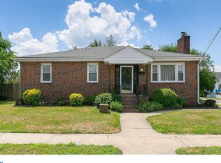 53 Maple Ave, Gibbstown, NJ 08027