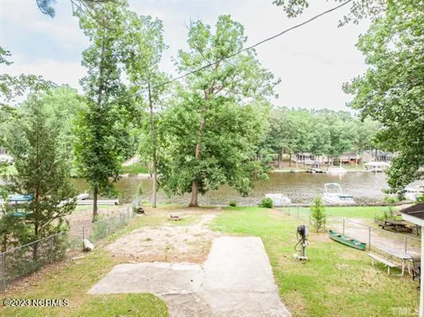 141 Sagamore Drive, Louisburg, NC 27549