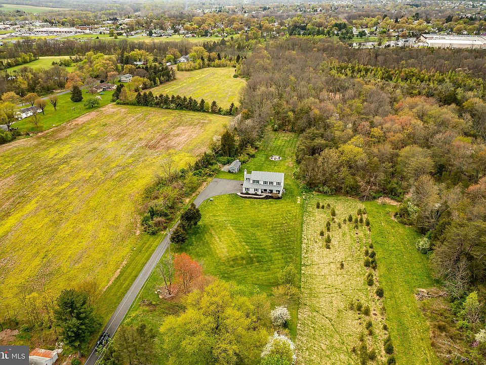 328 Township Line Rd, Douglassville, PA 19518 Zillow