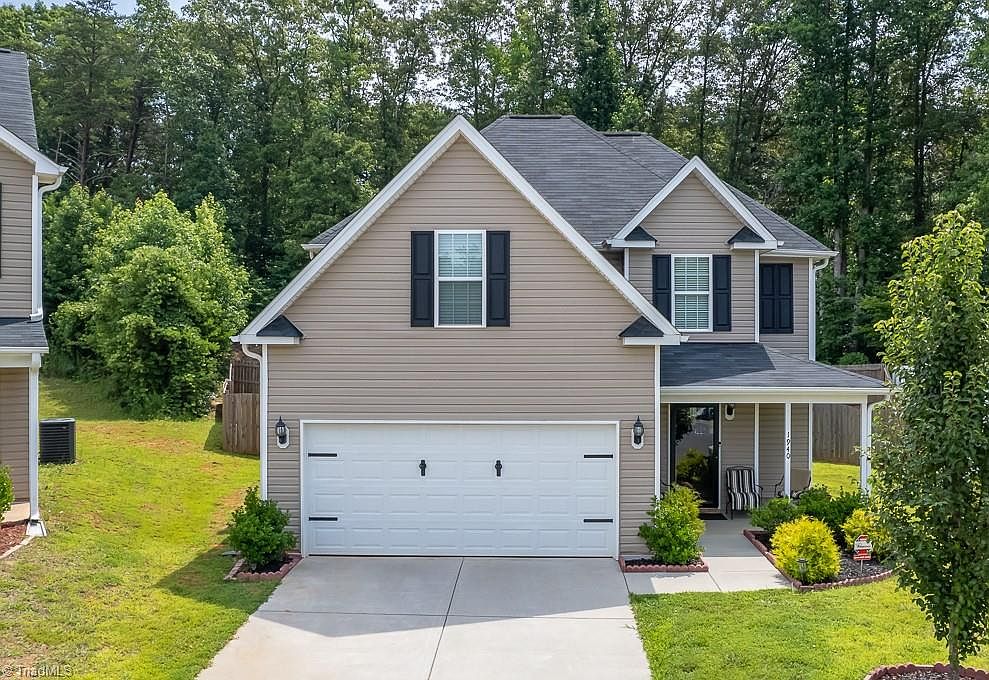 1940 Chapel Brook Way, Greensboro, NC 27405 Zillow