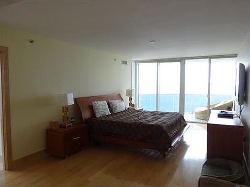 5th image of 17201 Collins Ave APT 3008