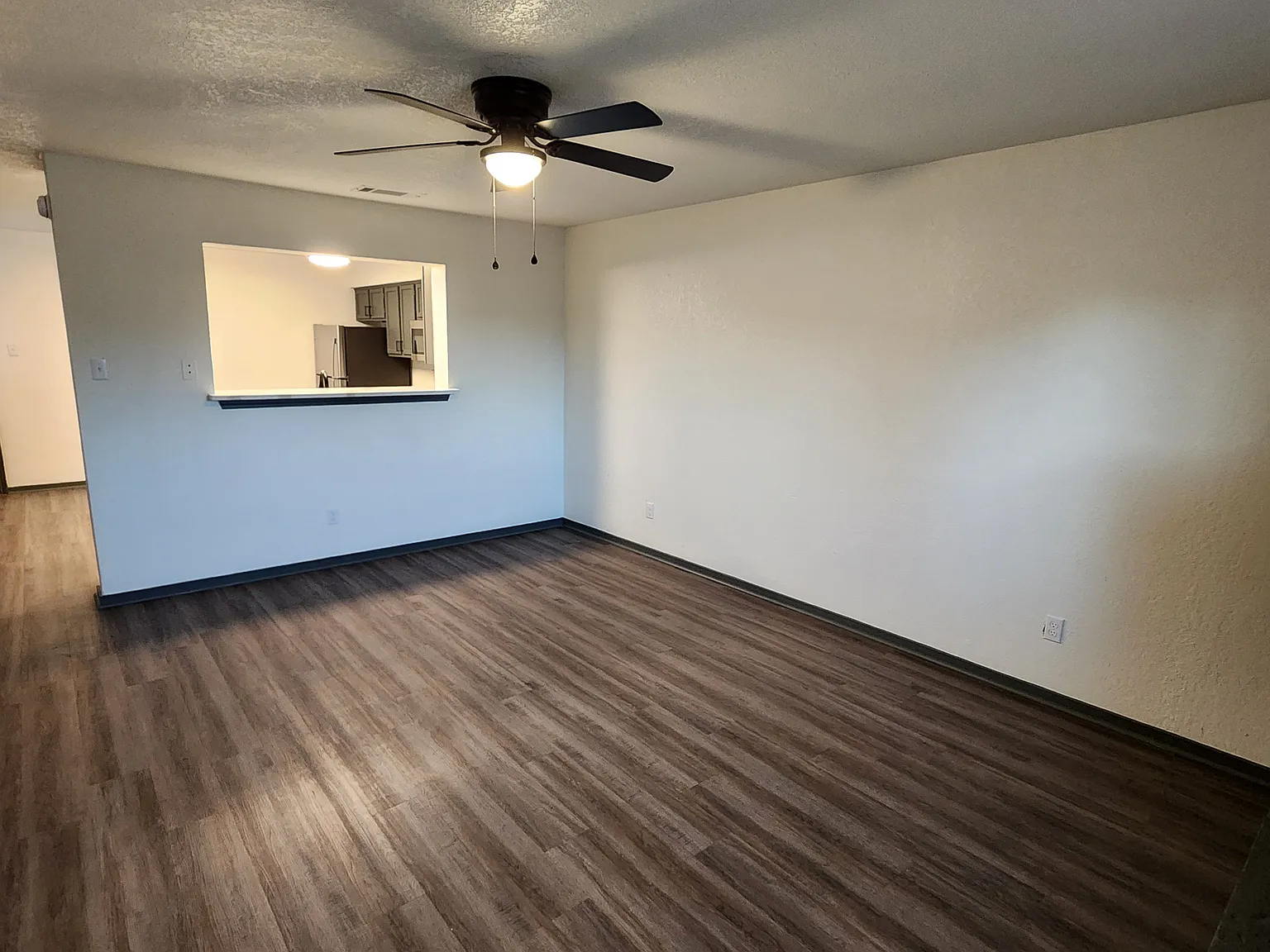 717 Wolftrap Dr — Photo 4