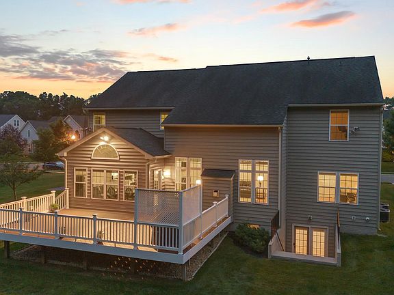 4th image of 41574 Revival Dr
