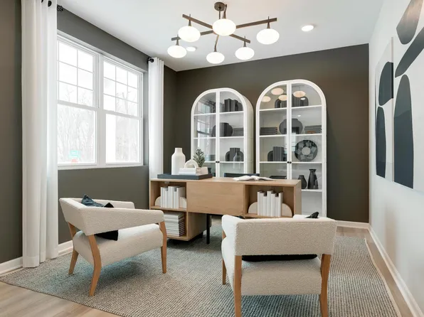 12723 Kinghorn Ln, Rogers, MN 55374