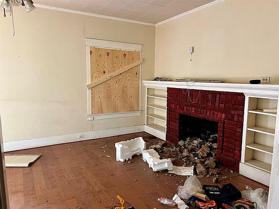 4th image of 508 W Main St