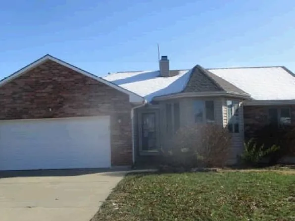 606 S Johnson Dr, Odessa, MO 64076