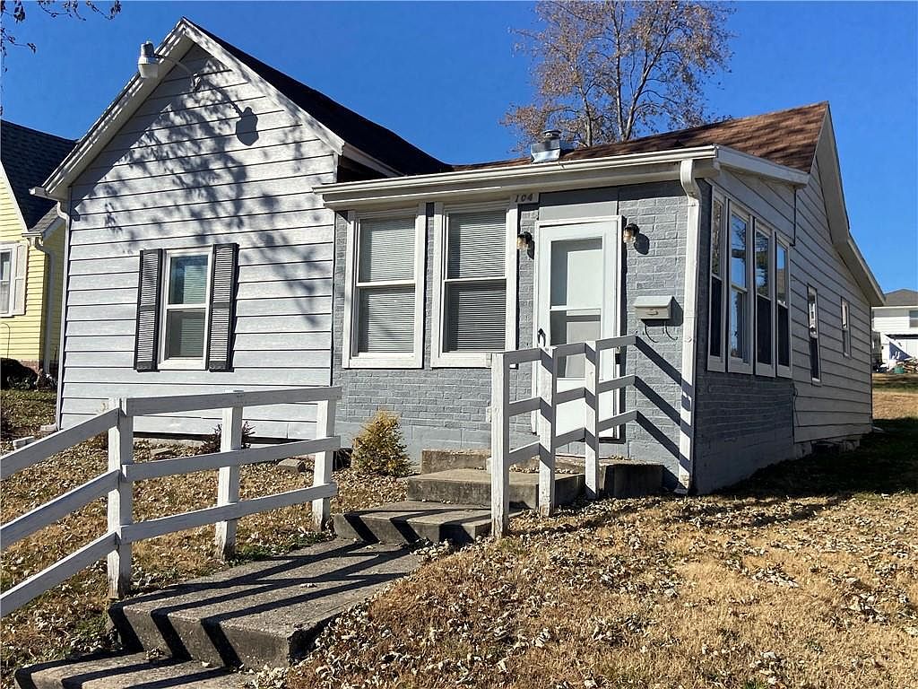 104 W 24th St, Higginsville, MO 64037 Zillow