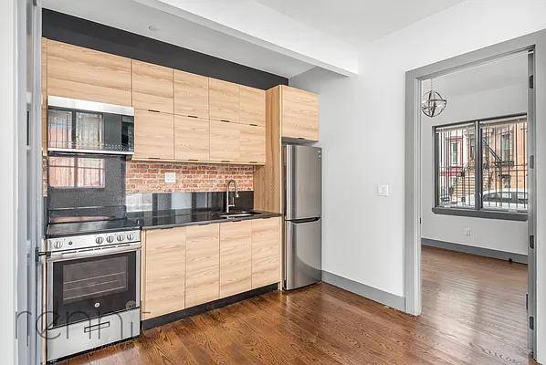 Rented by Rennit Inc. | media 4