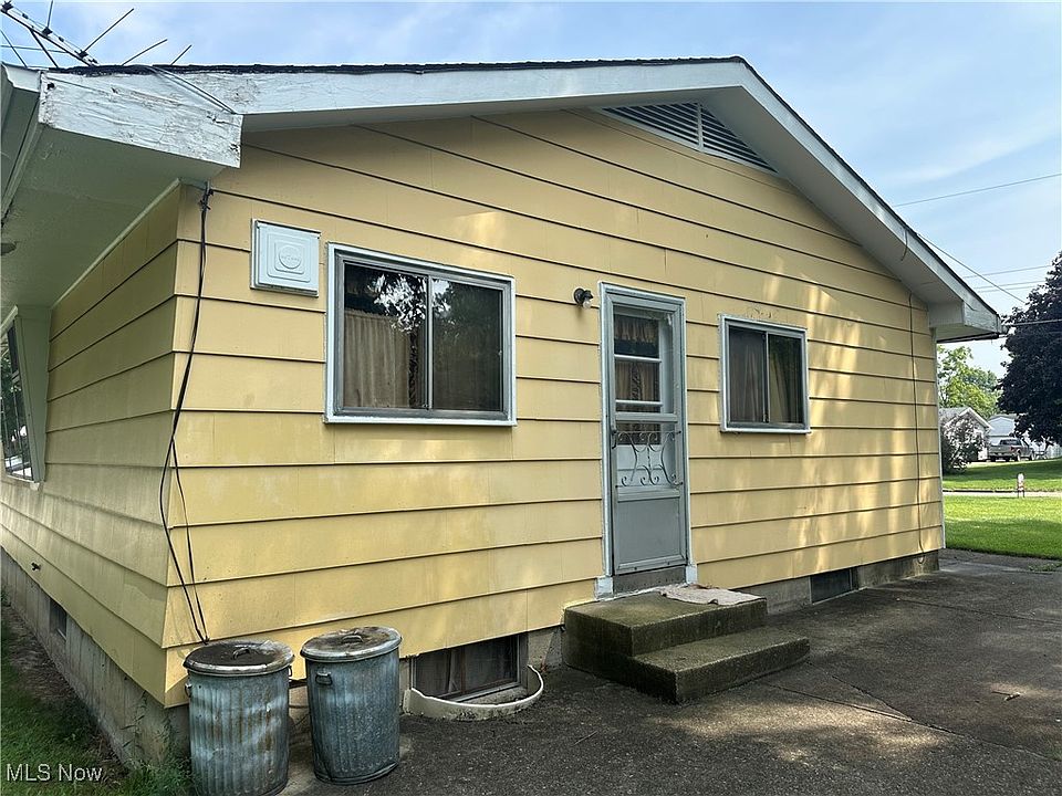 2nd image of 3962 Staatz Dr