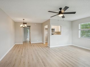244 Camden J, West Palm Beach, FL 33417