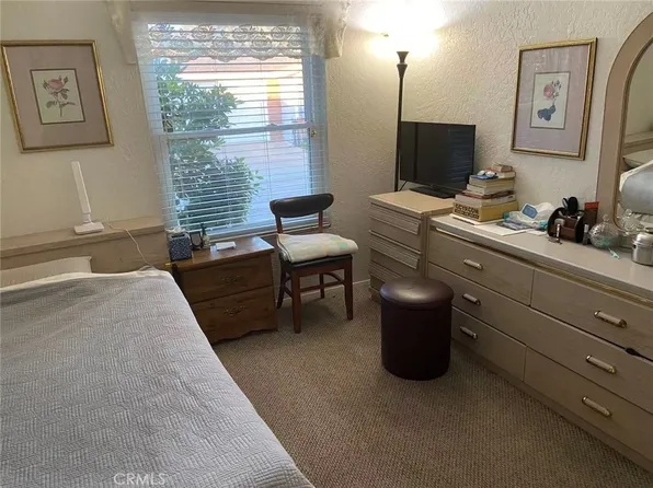 31928 Cinnabar Ln, Castaic, CA 91384