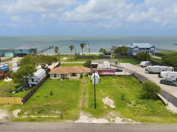 16 Copano Ridge Rd, Rockport, TX 78382