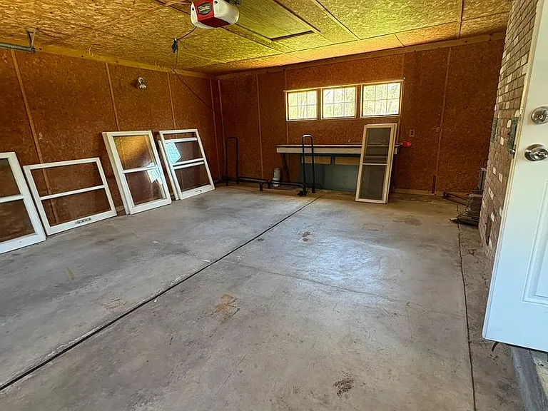24975 Franklin Park Dr — Photo 23