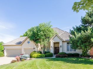 913 Spindletree Ave, Naperville, IL 60565