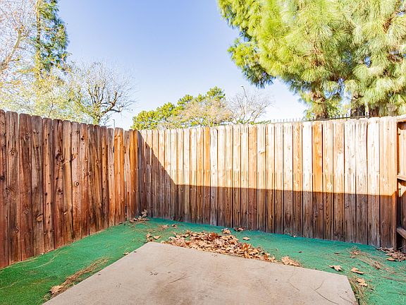 5th image of 23899 Eucalyptus Ave