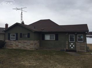 13125 Torrey Rd, Fenton, MI 48430