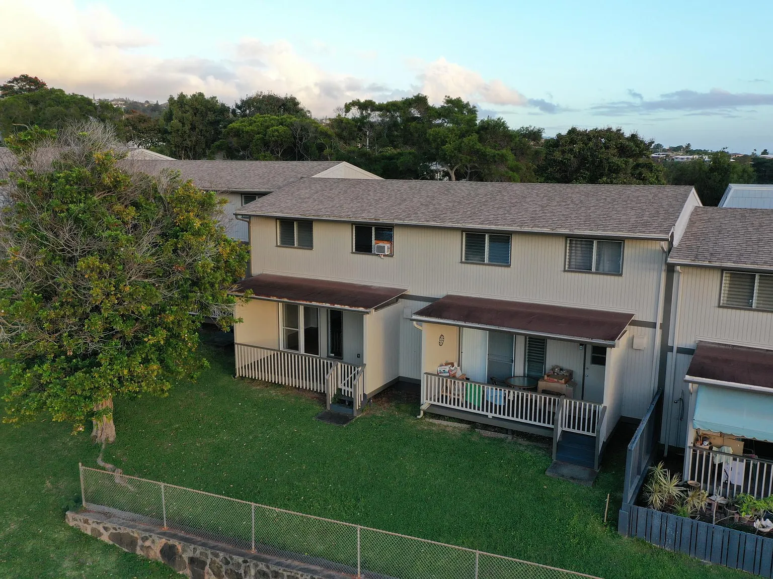 3 bed, 1222 sqft, $3,000 — Photo 2