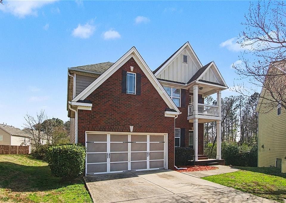 1st image of 134 Lynnfield Cir