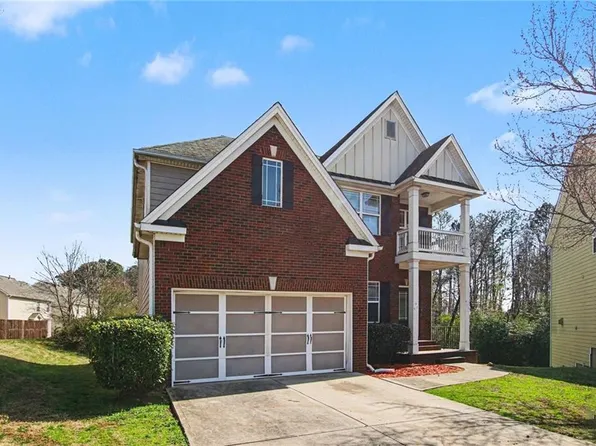 134 Lynnfield Cir, Lawrenceville, GA 30045