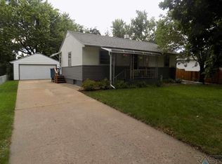 3109 S Prairie Ave, Sioux Falls, SD 57105