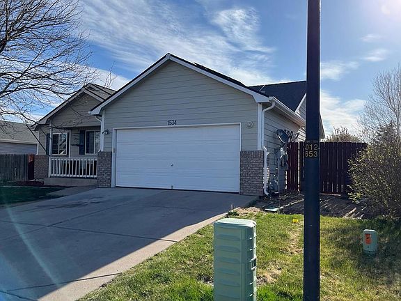 3rd image of 1534 S Growers Dr