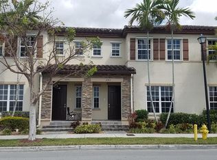 16765 SW 96th St, Miami, FL 33196