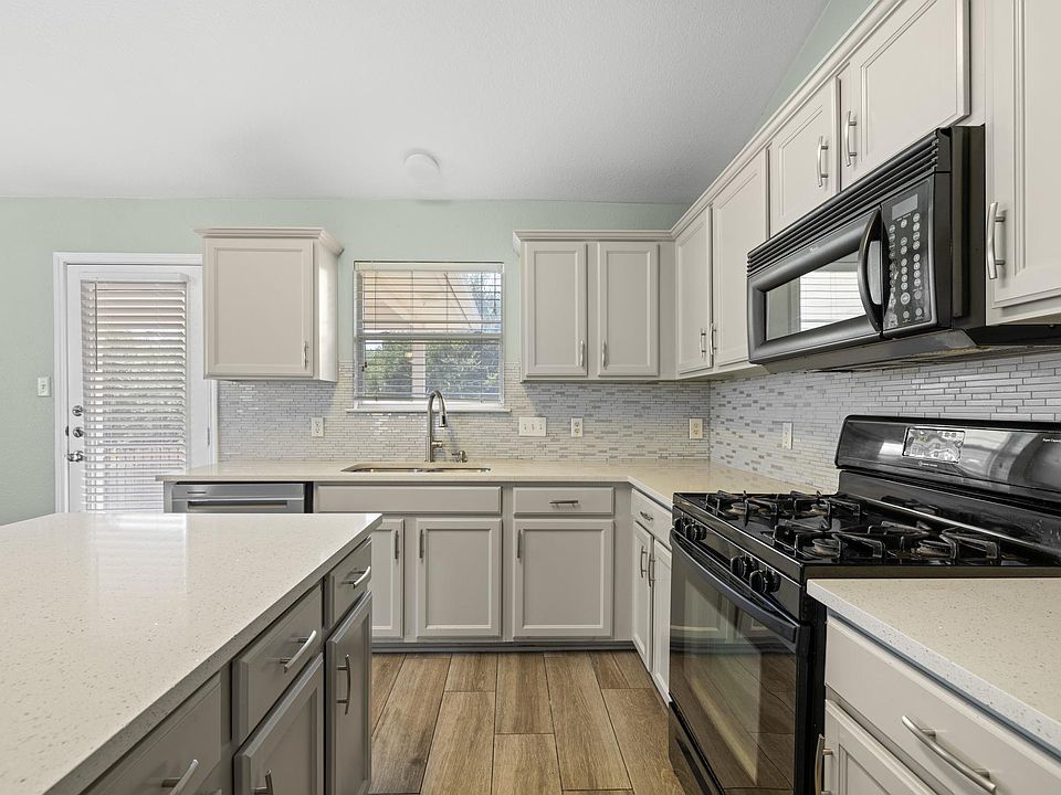 1st image of 3233 Winding River Trl
