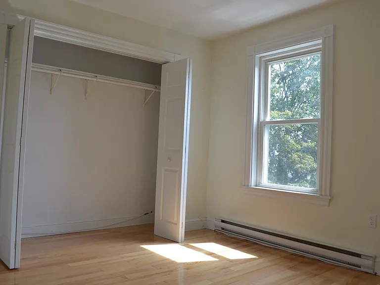 37 Sargent St #3 — Photo 6