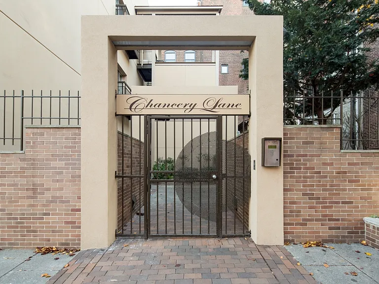 Chancery Lane Apartments — Photo 3
