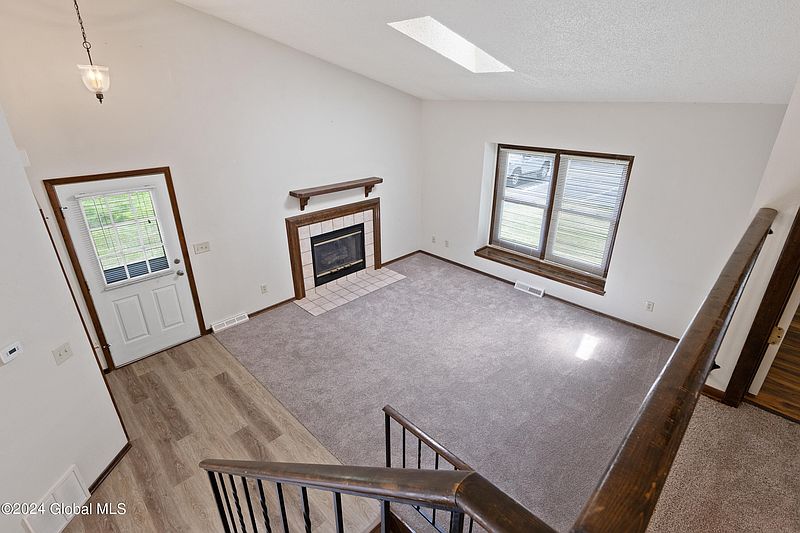 5th image of 18 Wilton Court