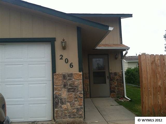 1st image of 206 La Prele Dr