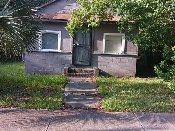 2370 Commonwealth Ave