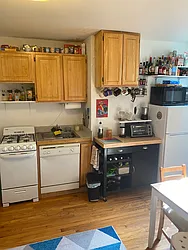 Rented by R New York