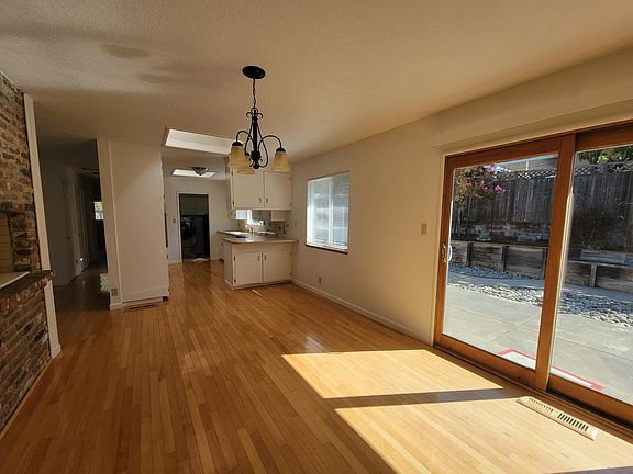5th image of 3420 Bonita Vista Ln