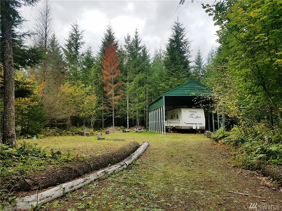 1st image of 155 Mount Rainier Dr