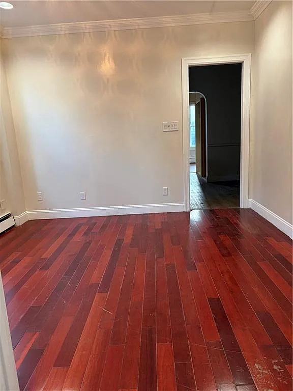 3 bed, 2.0 bath, 2880 sqft, $3,000 — Photo 4