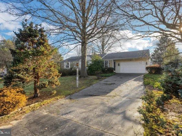 128 S Westview Ave, Feasterville, PA 19053