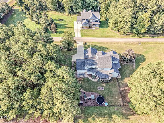 5th image of 1200 Graedon Dr