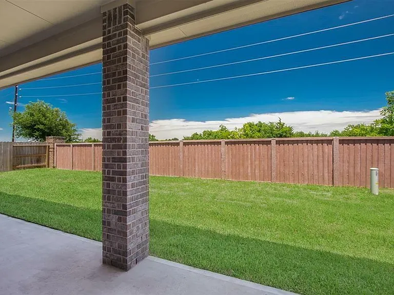 17522 Field Row Trl — Photo 9