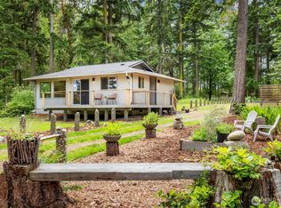 193 Plute Rd, Nordland, WA 98358