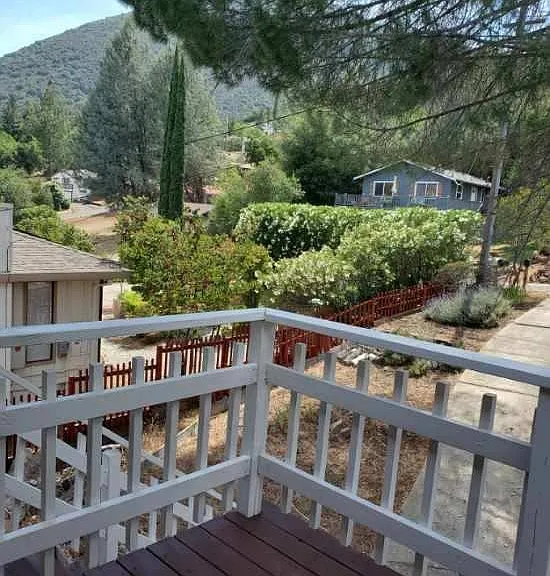 Entrance deck