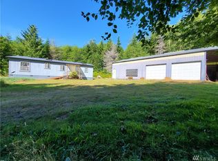 1903 Bear Creek Rd, Port Angeles, WA 98363
