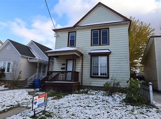 817 Chatham St E, Windsor, ON N9A 2X8