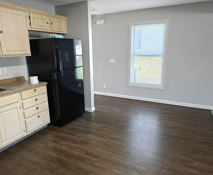 10630 N Locust Ct — Photo 7