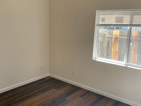 4th image of 21169 Western Blvd
