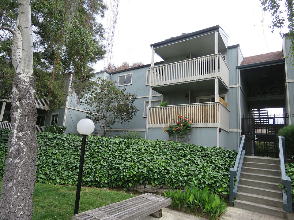 1st image of 130 Canfield St #D