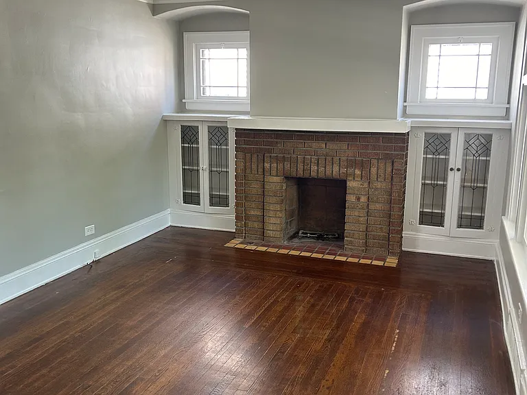 2040 Waterbury Rd — Photo 5