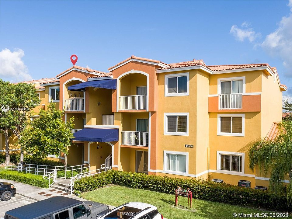 1st image of 20930 SW 87th Ave APT 306