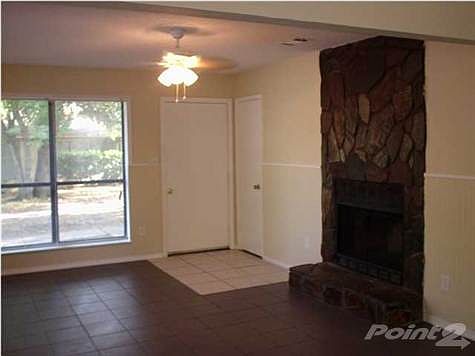 2nd image of 2717 Donley St