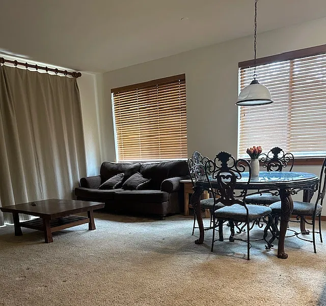 2 bed, 1248 sqft, $2,900 — Photo 4